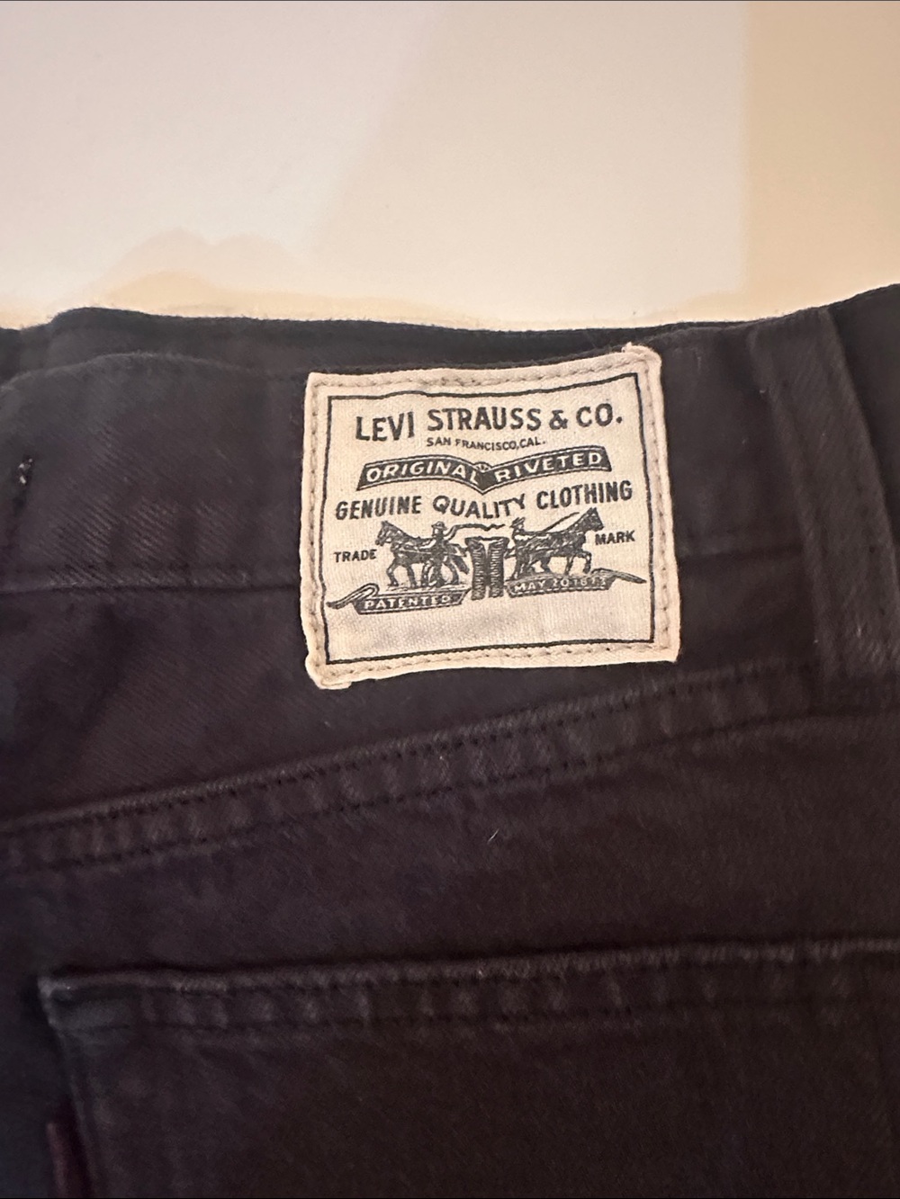 Levi's Black High-Rise Women's Shorts - Picture 3 of 6